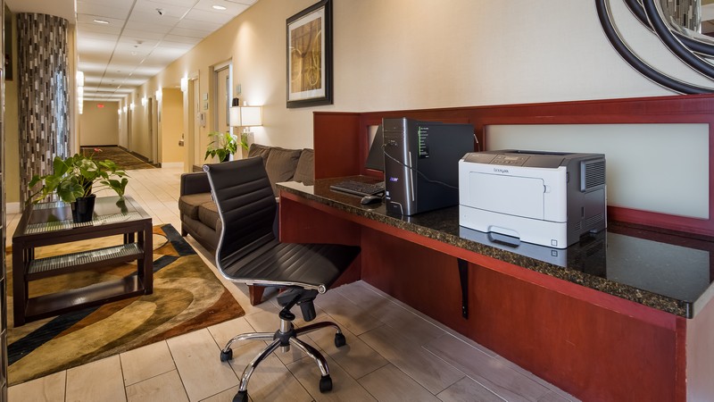 24 Hour Business Center at Best Western Airport Inn & Suites Cleveland